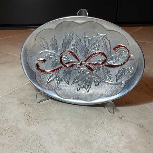 Lenox Other - EUC Lenox Silver Metal Tray, Holly with red embossed bow. Holidays or everyday.